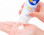 Cleansing e Face Wash efeito clareador 190g KOSE Softymo - Imagem 3